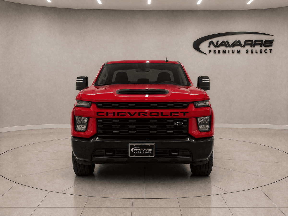 2021 Chevrolet Silverado 2500HD 4WD Crew Cab Standard Bed Custom — photo 2