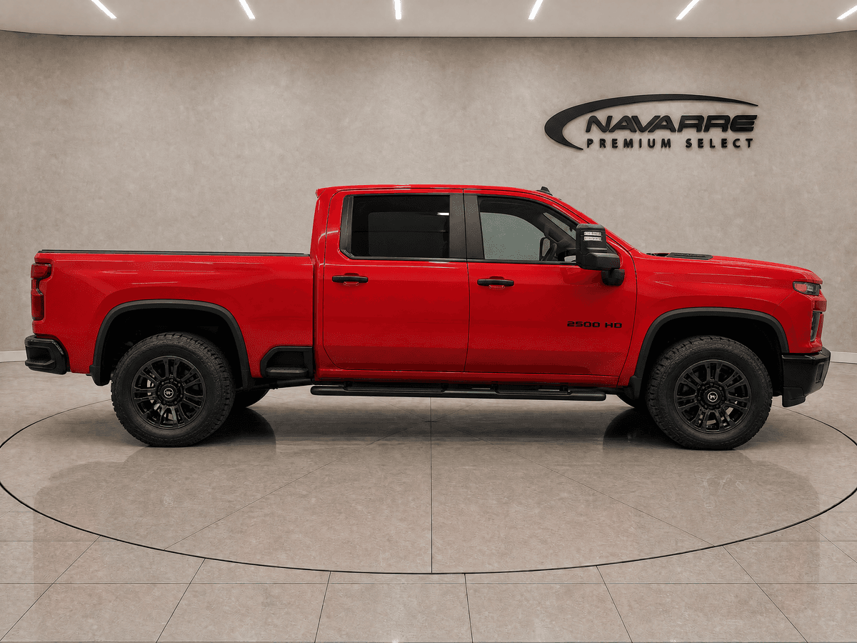 2021 Chevrolet Silverado 2500HD 4WD Crew Cab Standard Bed Custom — photo 8